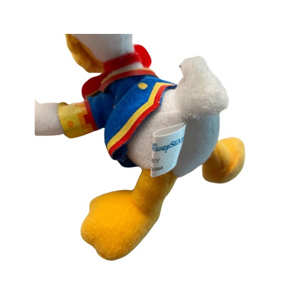 Donald Duck Disney Tokyo Bag Charm Stuffy RARE - Picture 2 of 8
